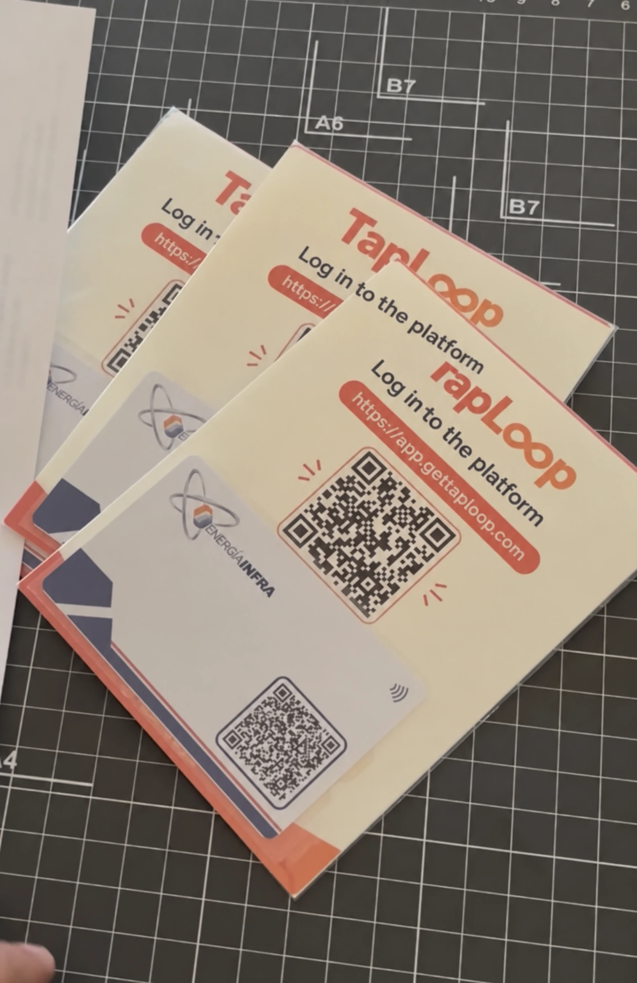 Customer review with a TapLoop PVC card